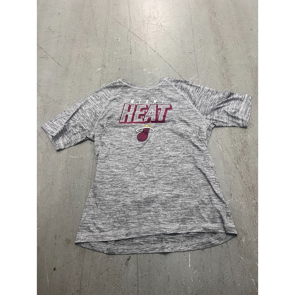 NBA Miami Heat T-Shirt Mens M Gray Space Dye Graphic Raglan Sleeve Basketball